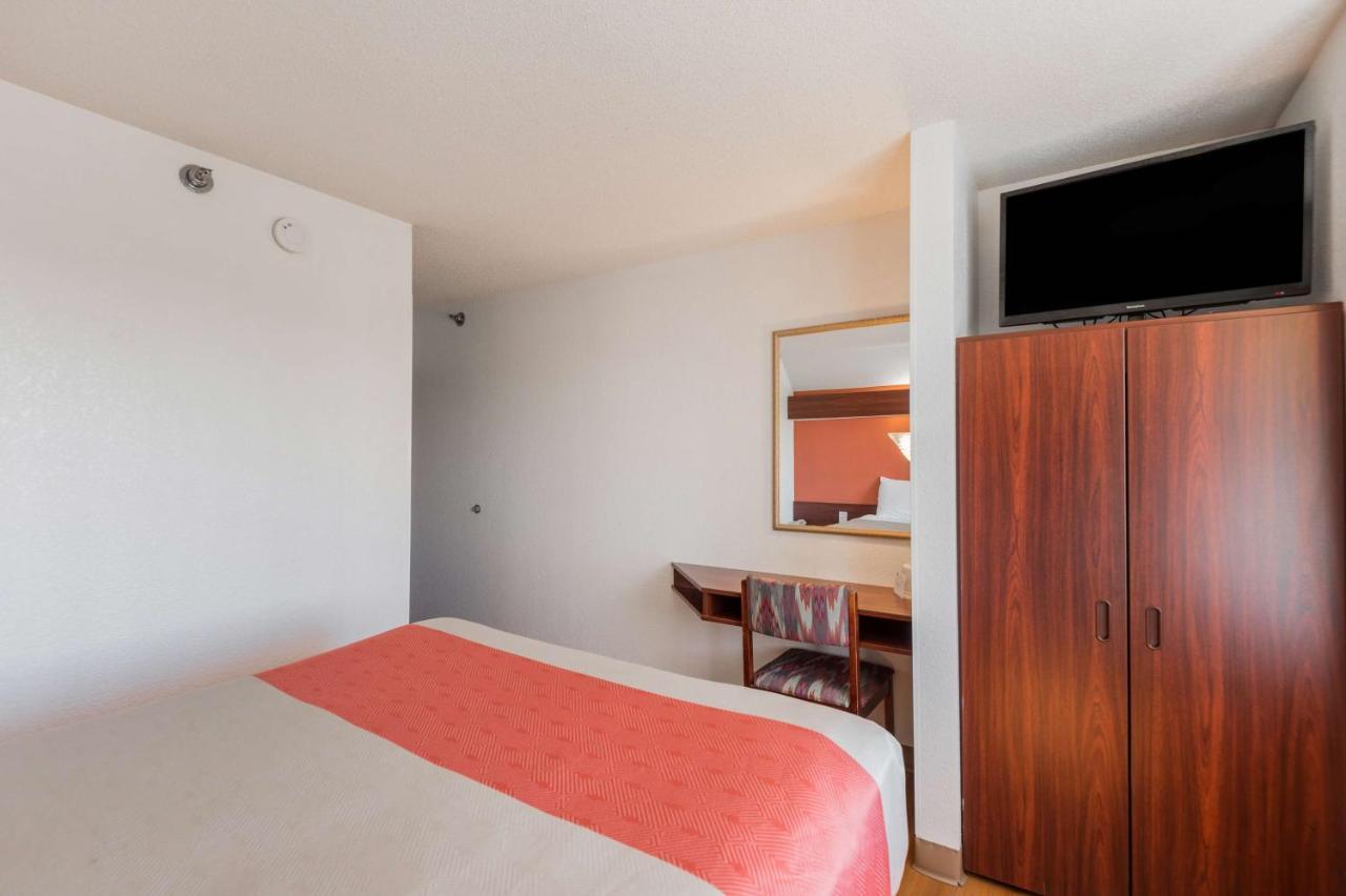 Motel 6-Olathe, Ks Zewnętrze zdjęcie